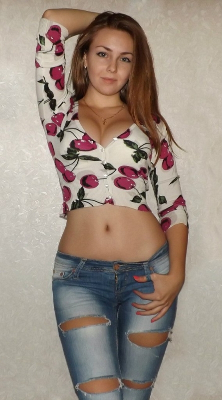 Еленка, 28